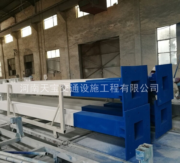 鄂爾多斯景區(qū)指路標(biāo)志桿廠家|噴塑標(biāo)志桿加工|公路標(biāo)志桿生產(chǎn)廠家